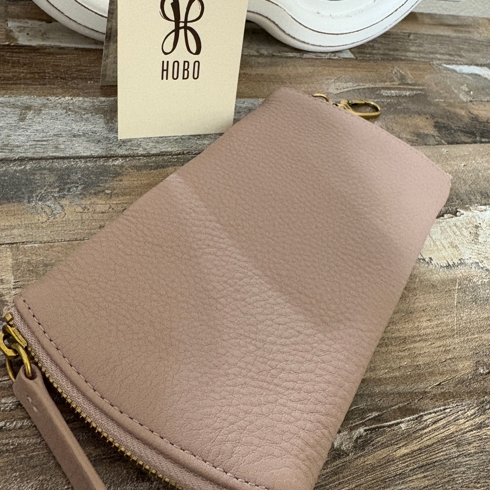 HOBO Women's Pink Leather Wristlet